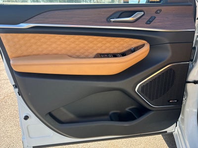 2022 Jeep Grand Cherokee Summit