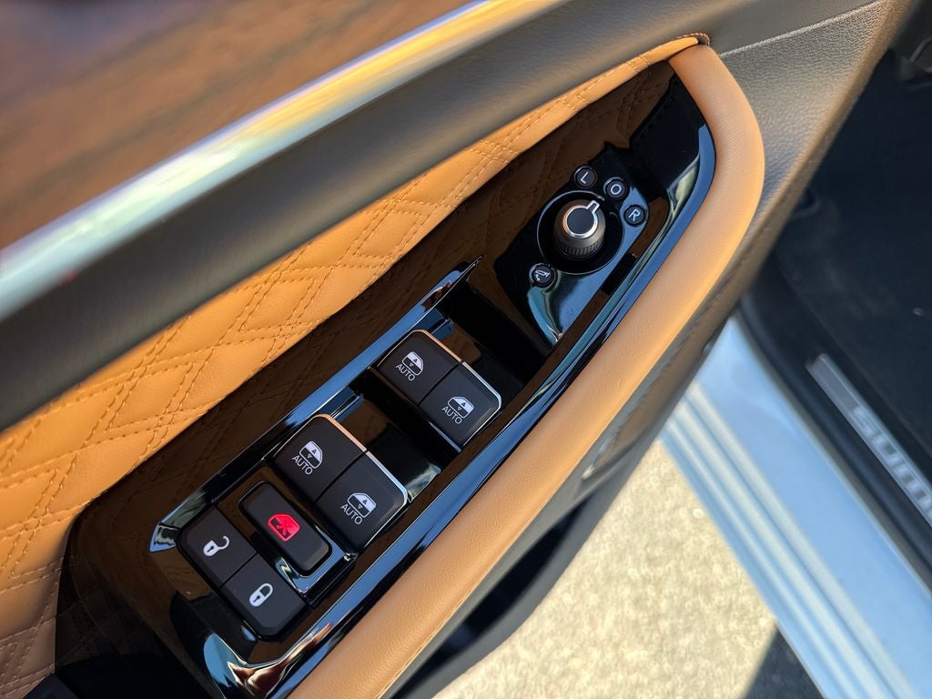 2022 Jeep Grand Cherokee Summit