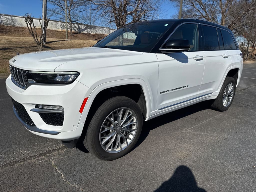 2022 Jeep Grand Cherokee Summit