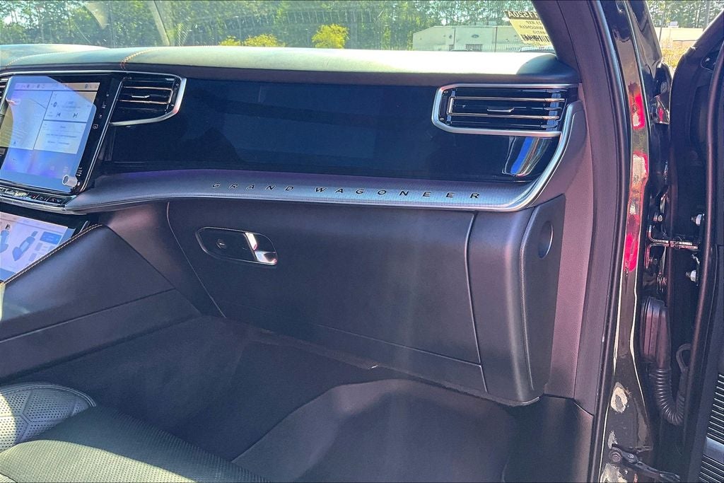 2023 Jeep Grand Wagoneer L Series III