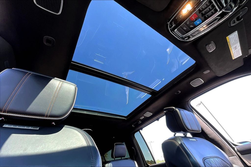 2023 Jeep Grand Wagoneer L Series III