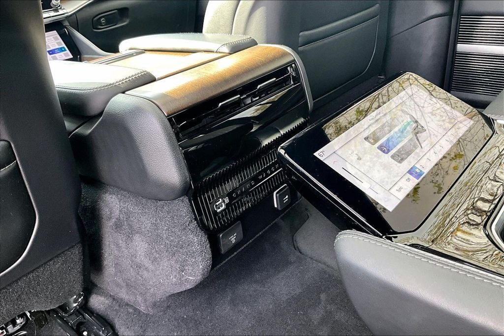 2022 Jeep Grand Wagoneer Series I