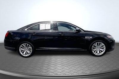 2018 Ford Taurus Limited