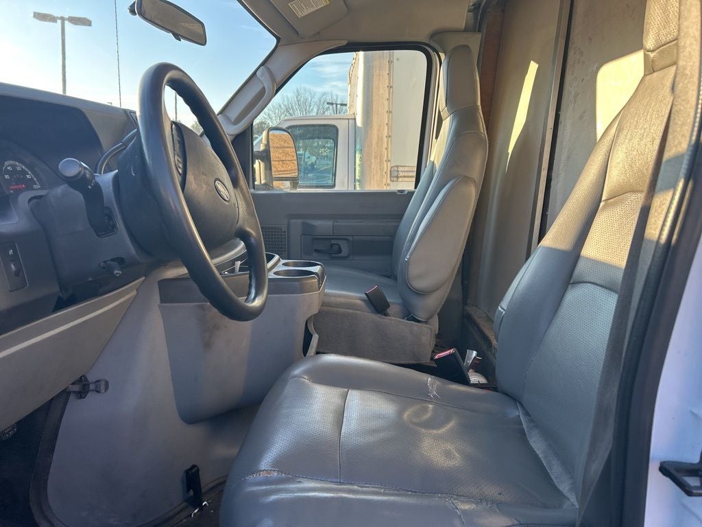 2018 Ford E-350SD Base Cutaway