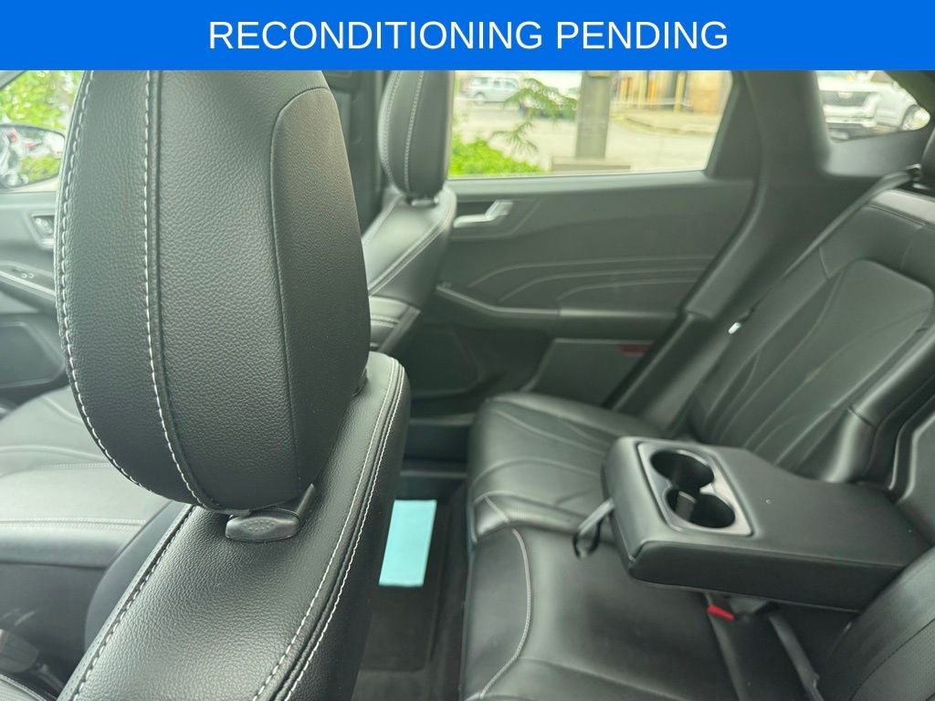 2025 Ford Escape Plug-In Hybrid Base