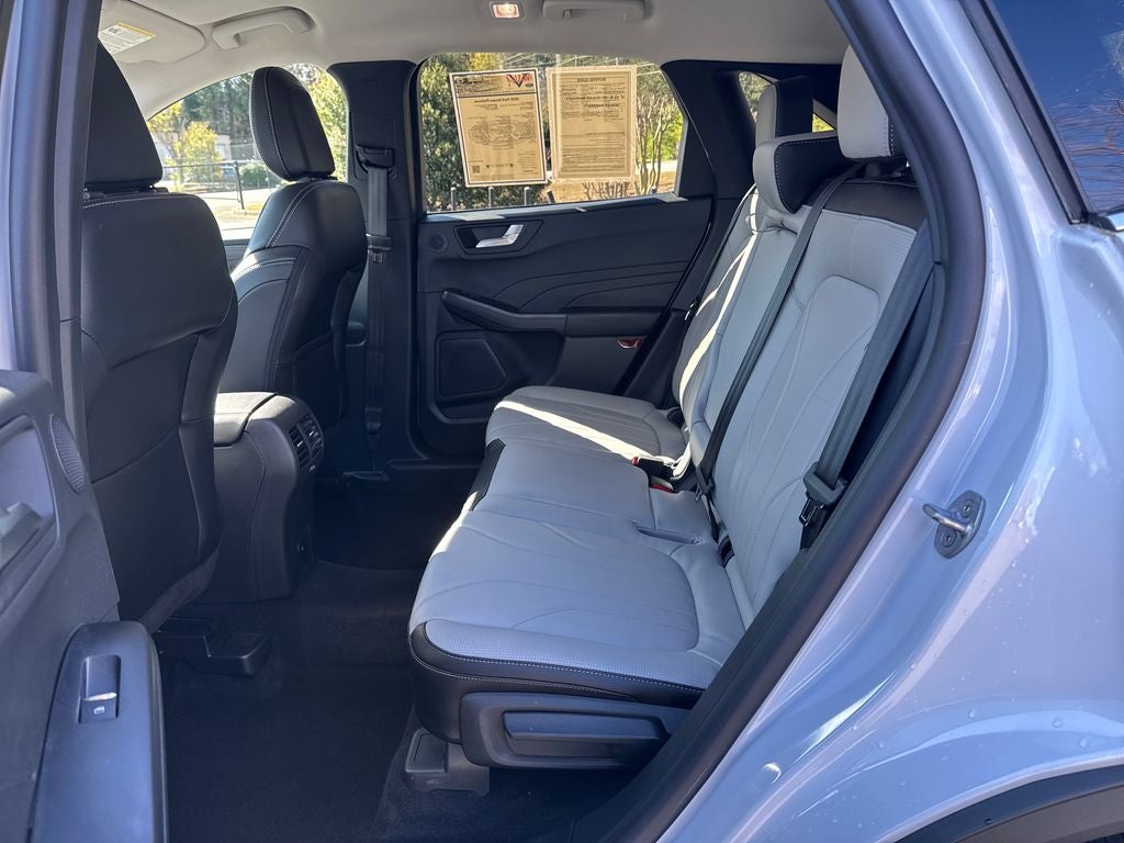 2025 Ford Escape Platinum