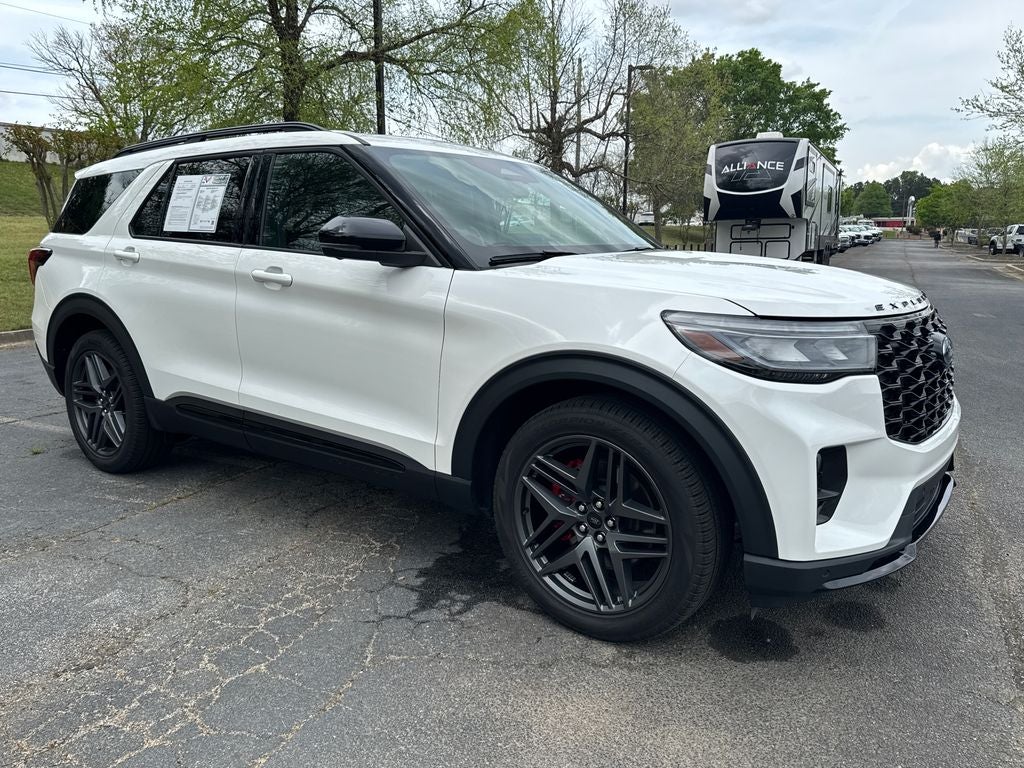 2025 Ford Explorer ST