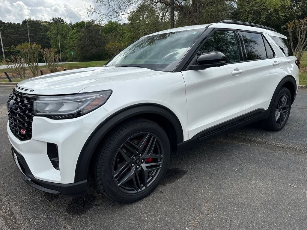2025 Ford Explorer ST