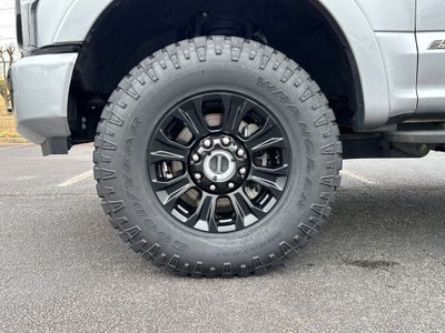 2022 Ford F-350SD Lariat