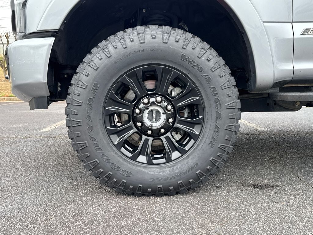 2022 Ford F-350SD Lariat