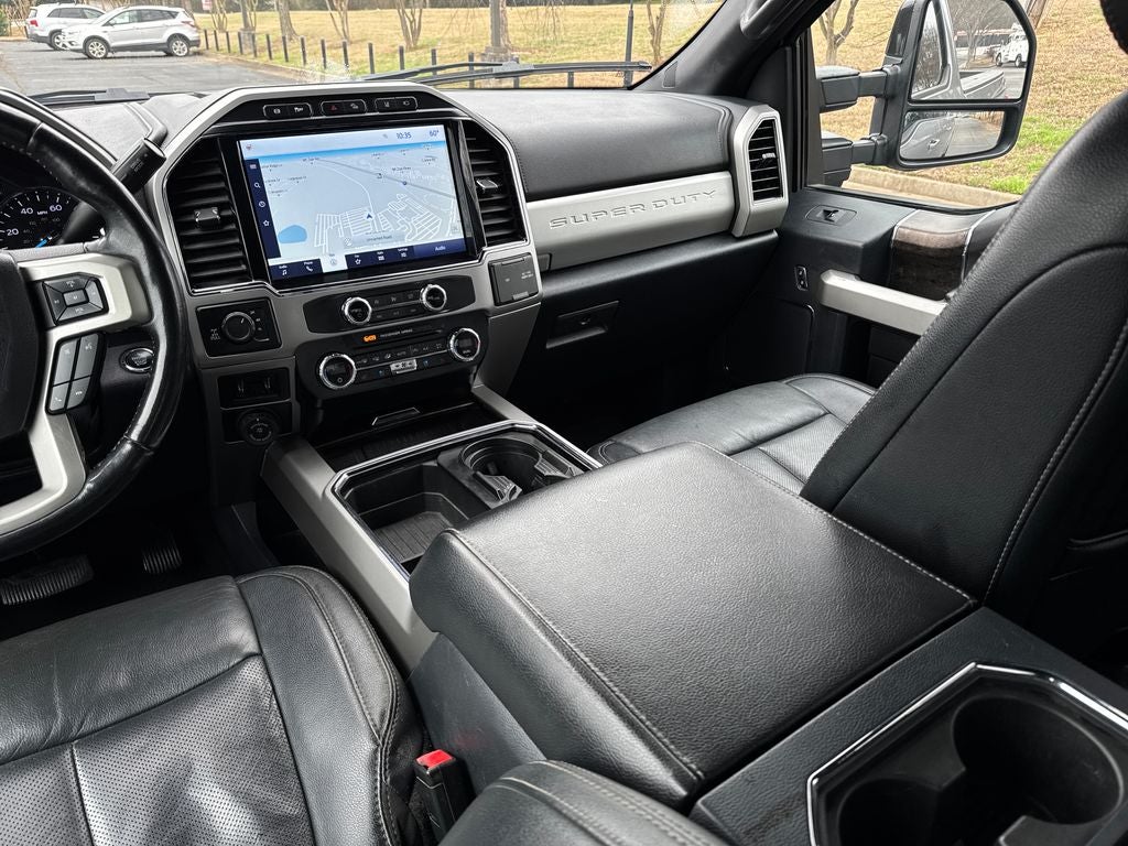 2022 Ford F-350SD Lariat