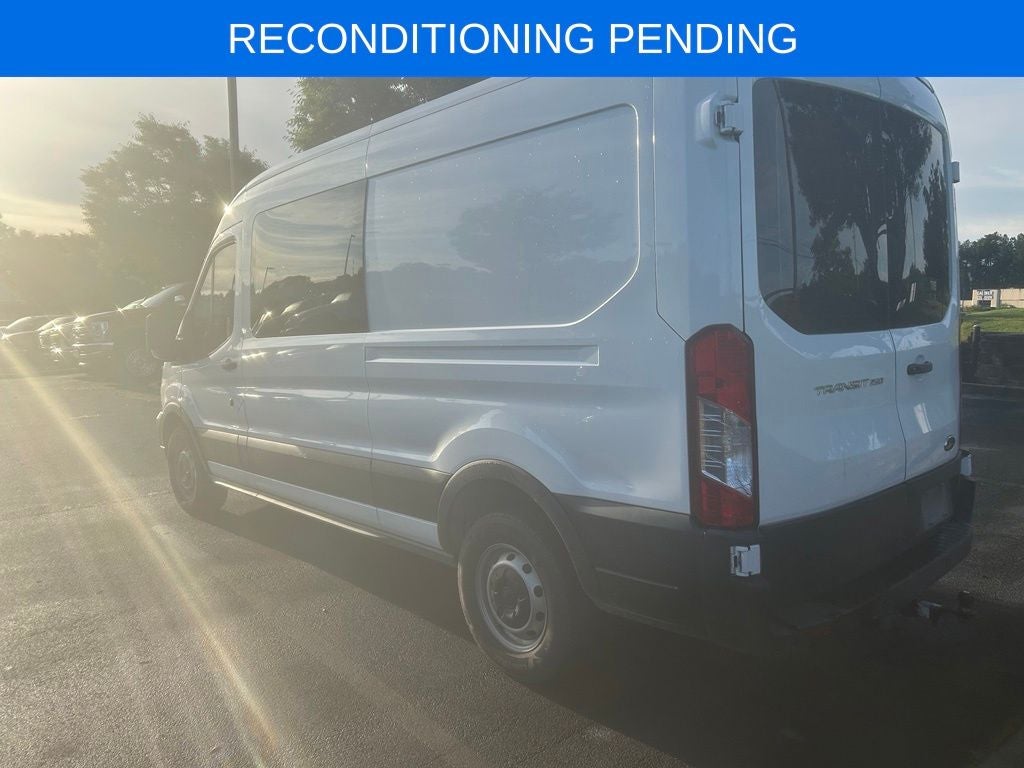 2022 Ford Transit-250 Base