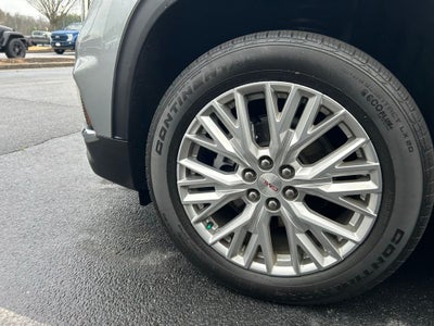 2024 GMC Acadia Elevation