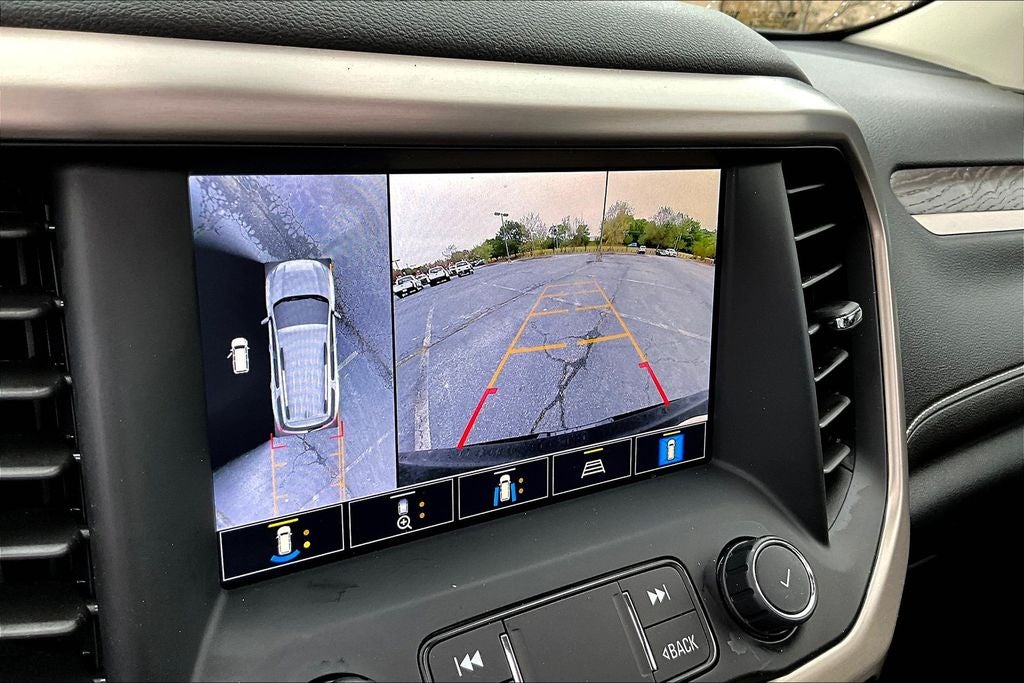 2021 GMC Acadia Denali