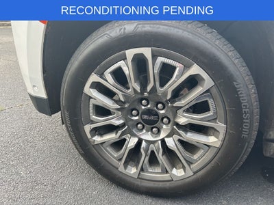 2023 GMC Yukon XL Denali Ultimate