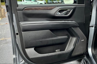 2022 Chevrolet Suburban LT