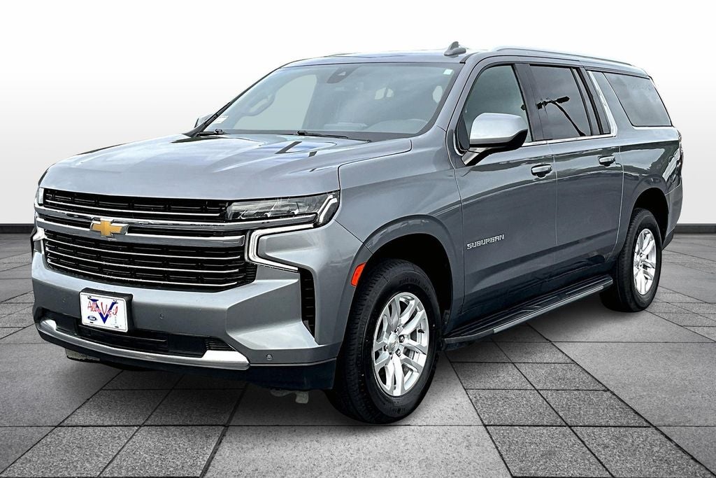 2022 Chevrolet Suburban LT
