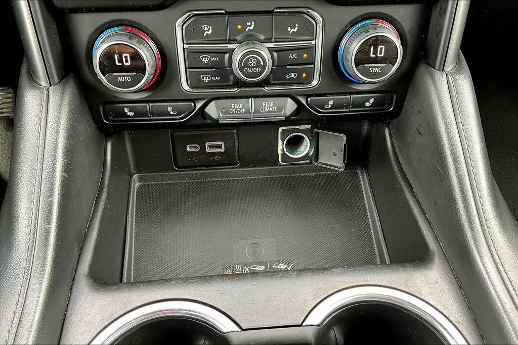 2022 Chevrolet Suburban LT