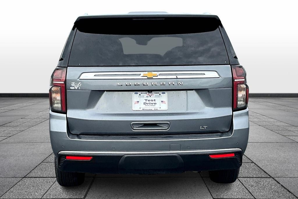 2022 Chevrolet Suburban LT
