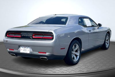 2015 Dodge Challenger SXT