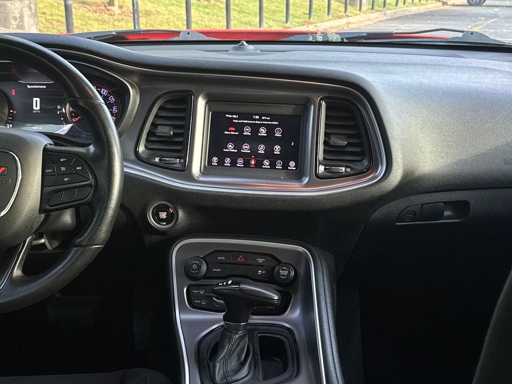 2021 Dodge Challenger SXT