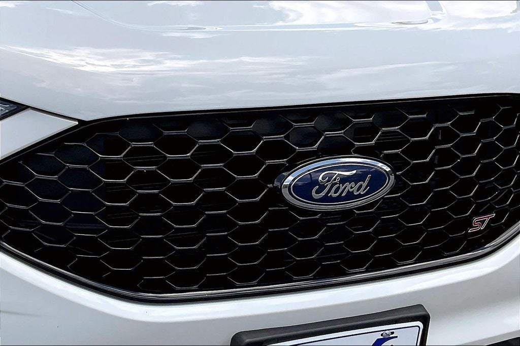 2022 Ford Edge ST
