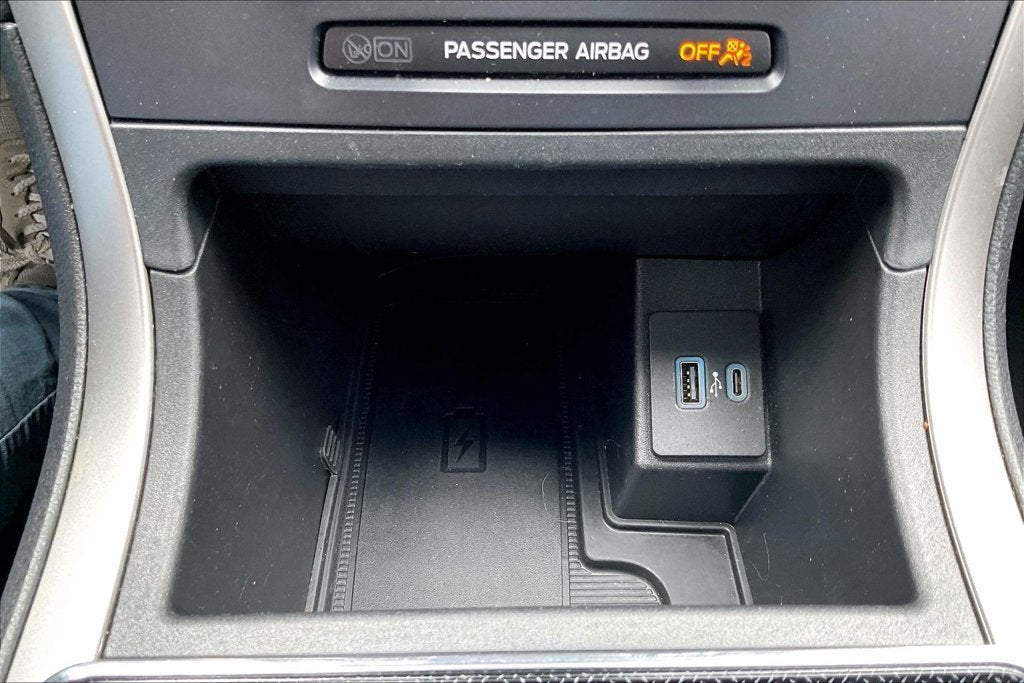 2022 Ford Edge ST Line