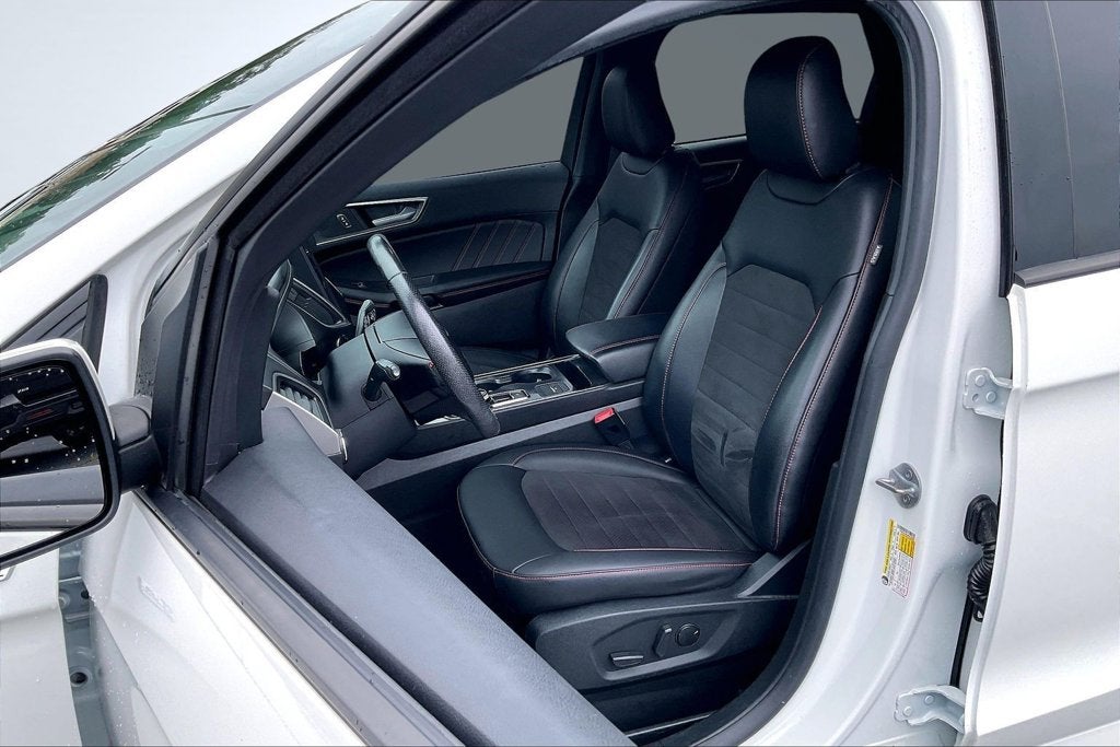 2022 Ford Edge ST Line