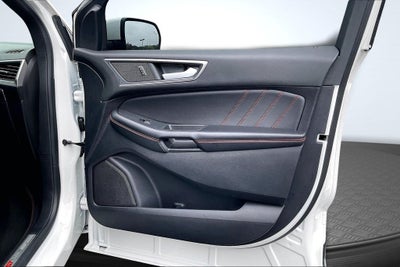 2022 Ford Edge ST Line