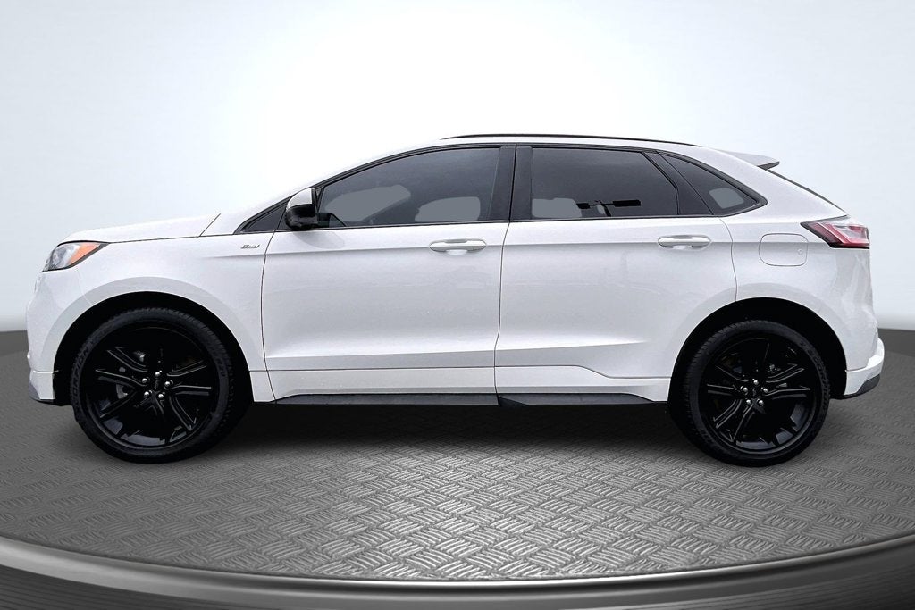 2022 Ford Edge ST Line