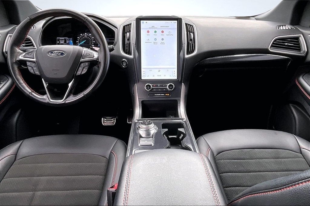 2022 Ford Edge ST Line