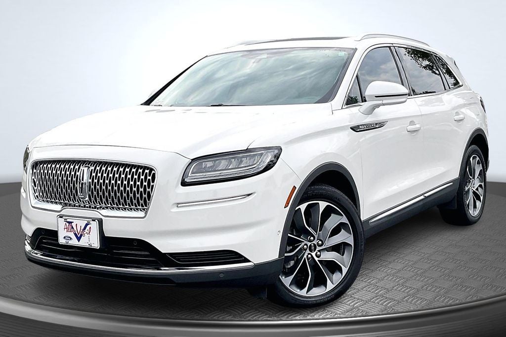 2023 Lincoln Nautilus Reserve