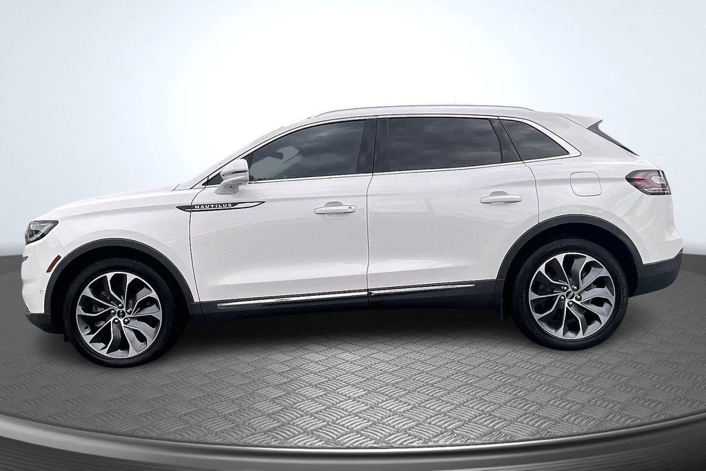 2023 Lincoln Nautilus Reserve