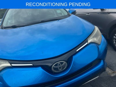 2017 Toyota RAV4 XLE