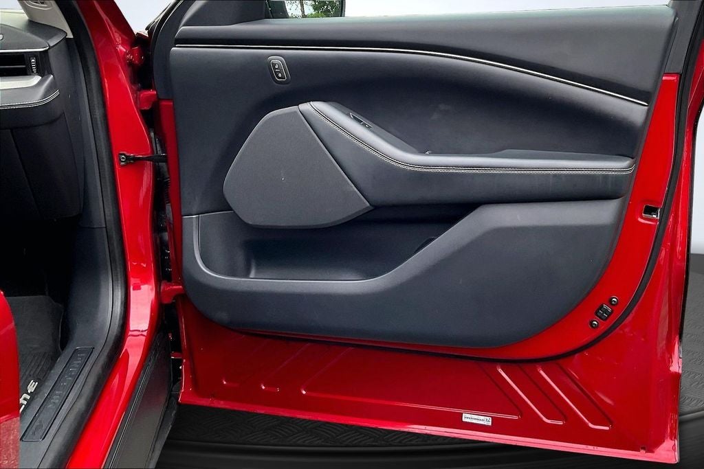 2021 Ford Mustang Mach-E California Route 1
