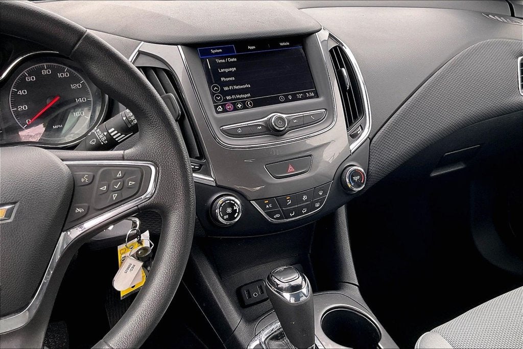 2019 Chevrolet Cruze LS