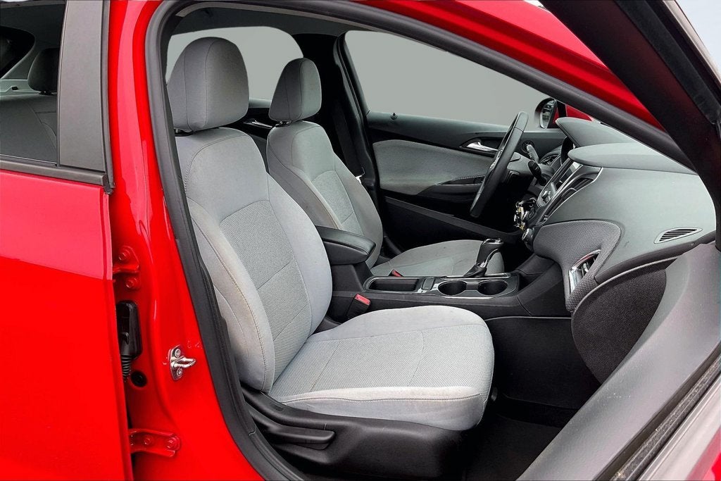 2019 Chevrolet Cruze LS