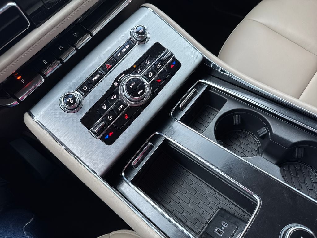 2023 Lincoln Aviator Standard