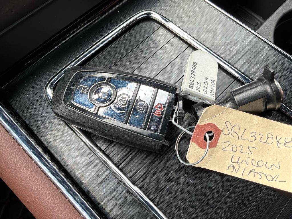 2025 Lincoln Aviator Reserve