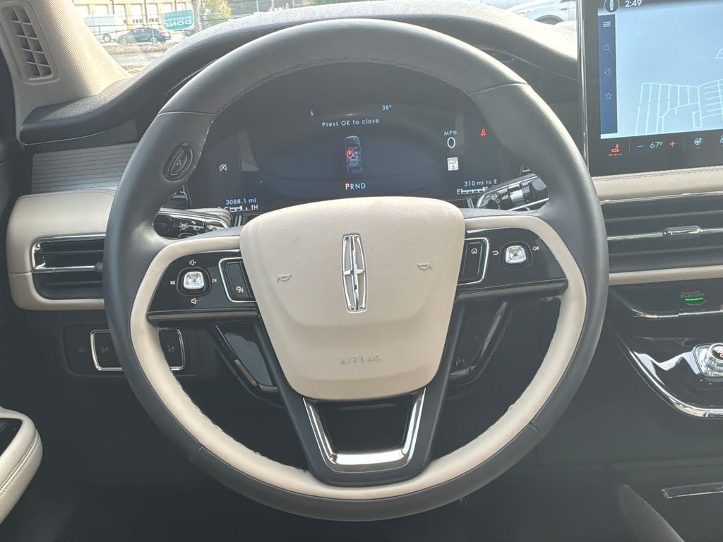 2025 Lincoln Corsair Premiere