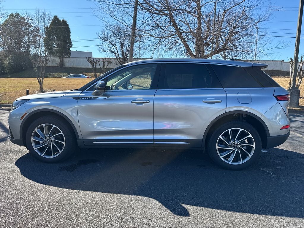 2023 Lincoln Corsair Standard