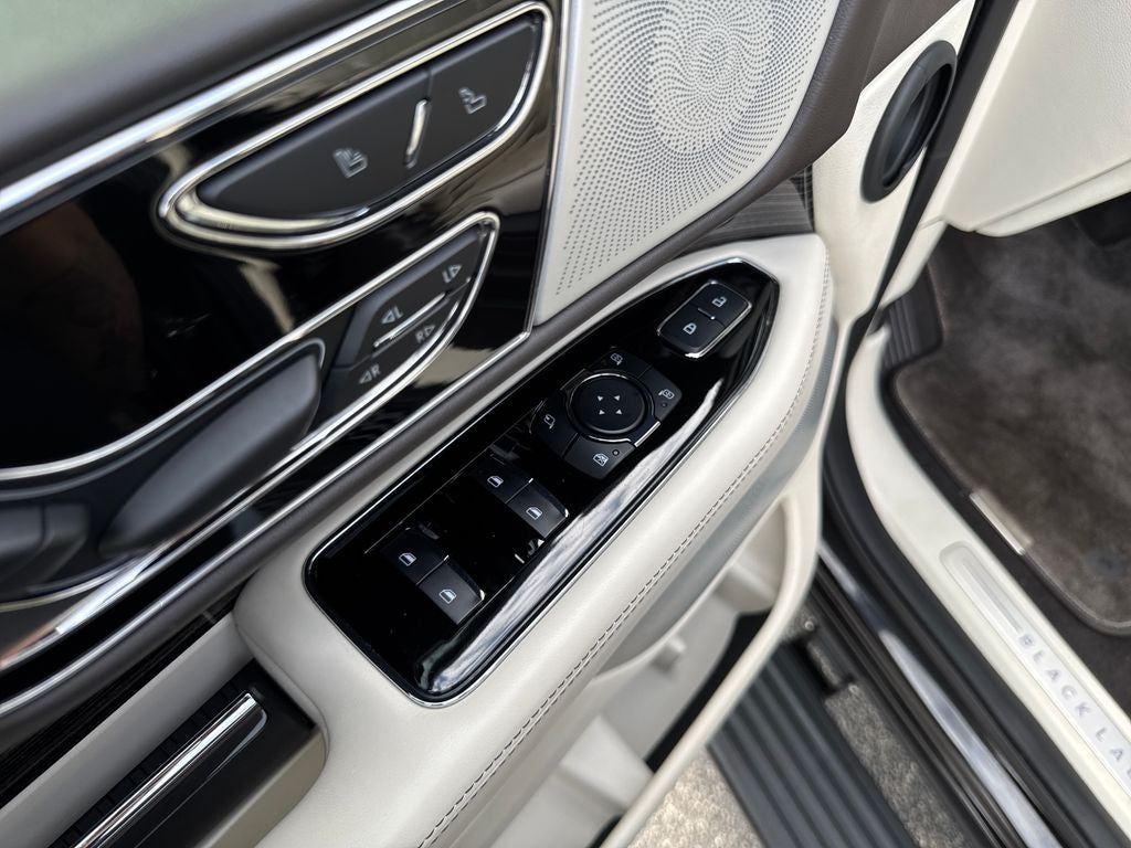 2024 Lincoln Navigator L L Black Label
