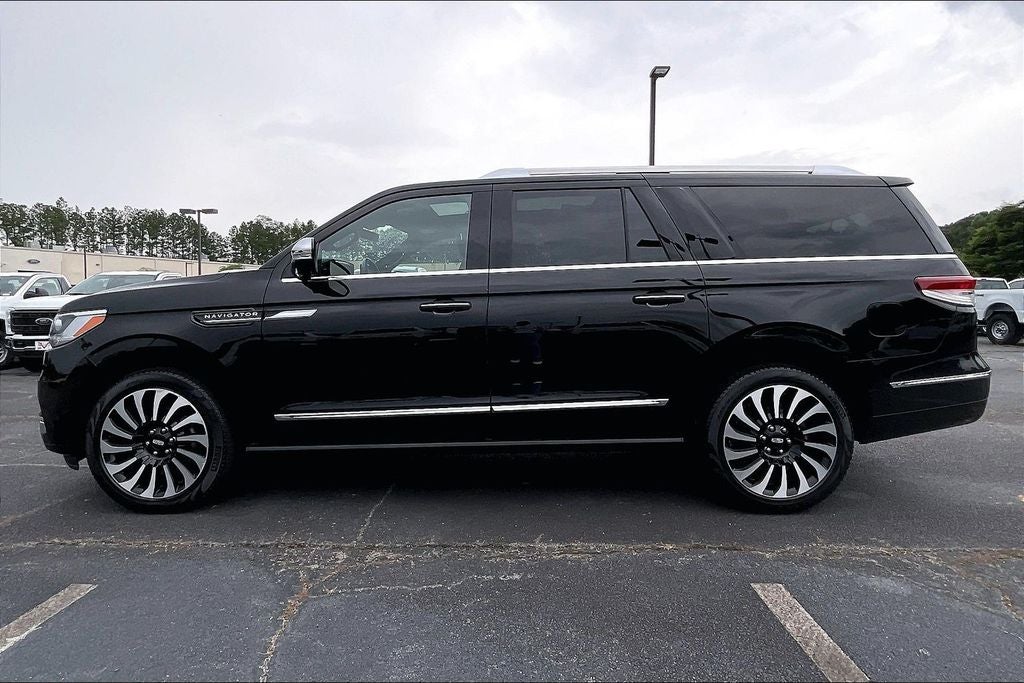 2023 Lincoln Navigator L Black Label