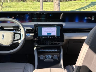 2025 Lincoln Nautilus Reserve