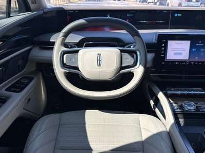 2025 Lincoln Nautilus Reserve