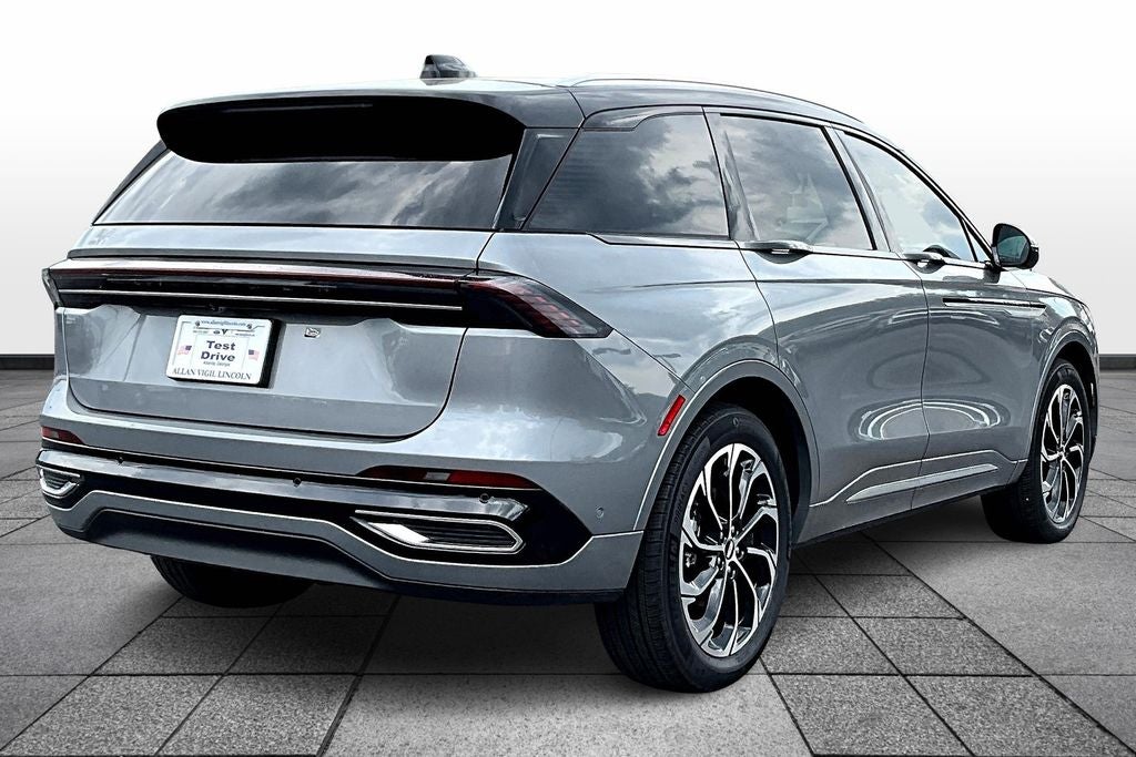 2024 Lincoln Nautilus Reserve