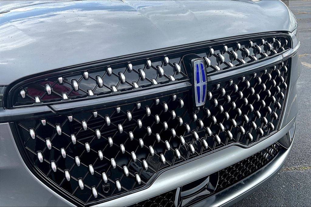 2024 Lincoln Nautilus Reserve