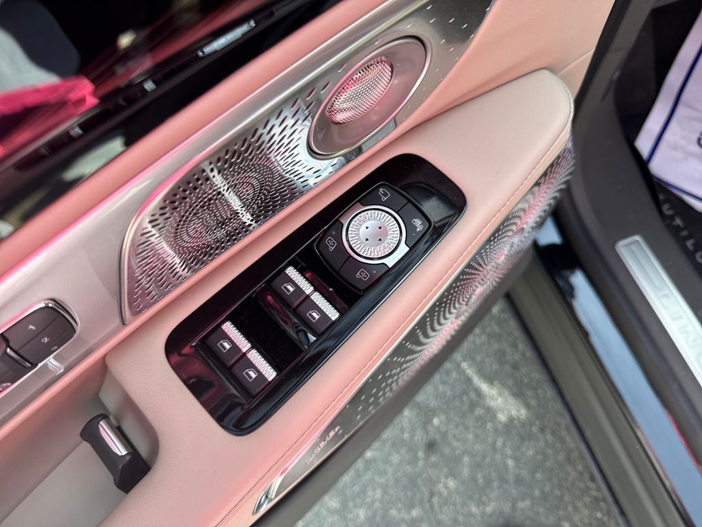 2025 Lincoln Nautilus Reserve