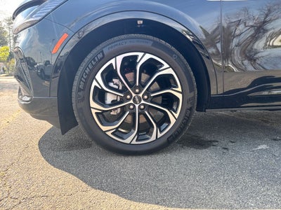 2025 Lincoln Nautilus Reserve