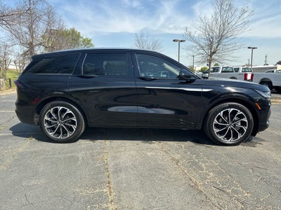 2025 Lincoln Nautilus Reserve